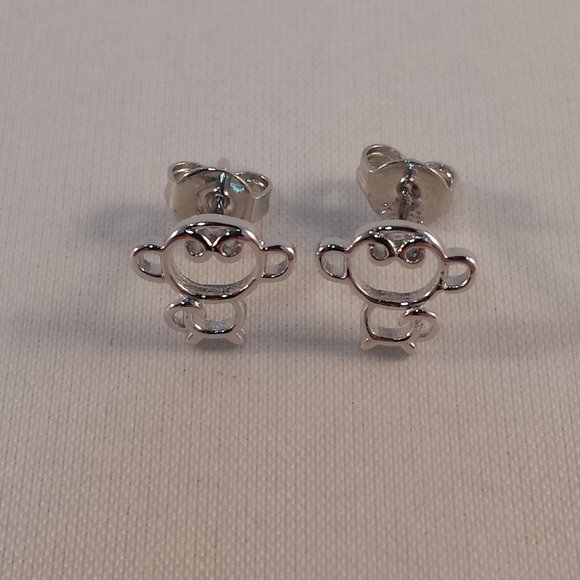 18K White Gold Filled Monkey Carved Swirl Stud Earrings Stamp Sterling Silver - Picture 3 of 5